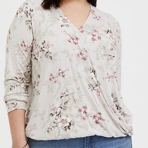 SUPER SOFT IVORY FLORAL MIDI SURPLICE TOP